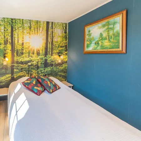 Charming Near Robertville