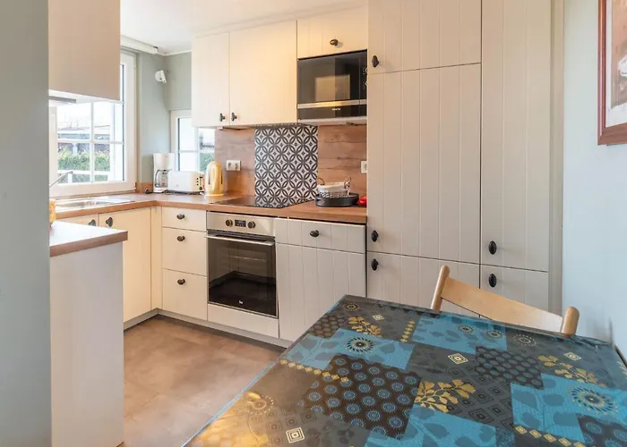 Vakantiehuis Charming Near